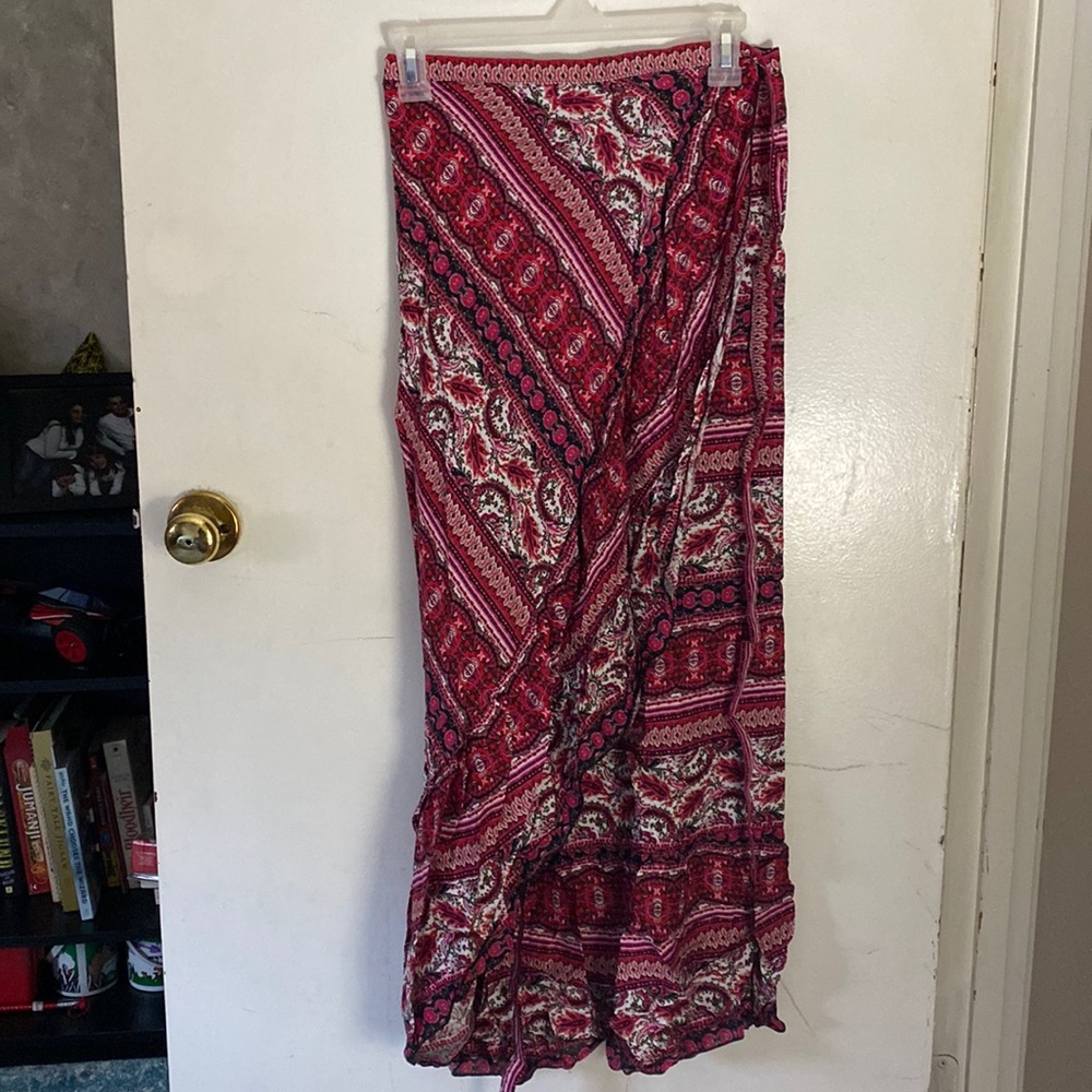 NWT one size fits most boho wrap tie beach cover up skirt or top tie